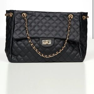 Nanamacs heading out quilted faux leather tote